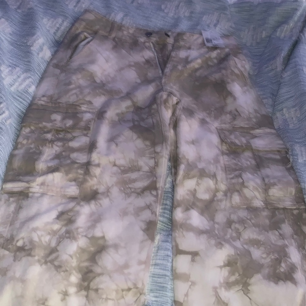 FOREVER 21 Multi colored cargo pants